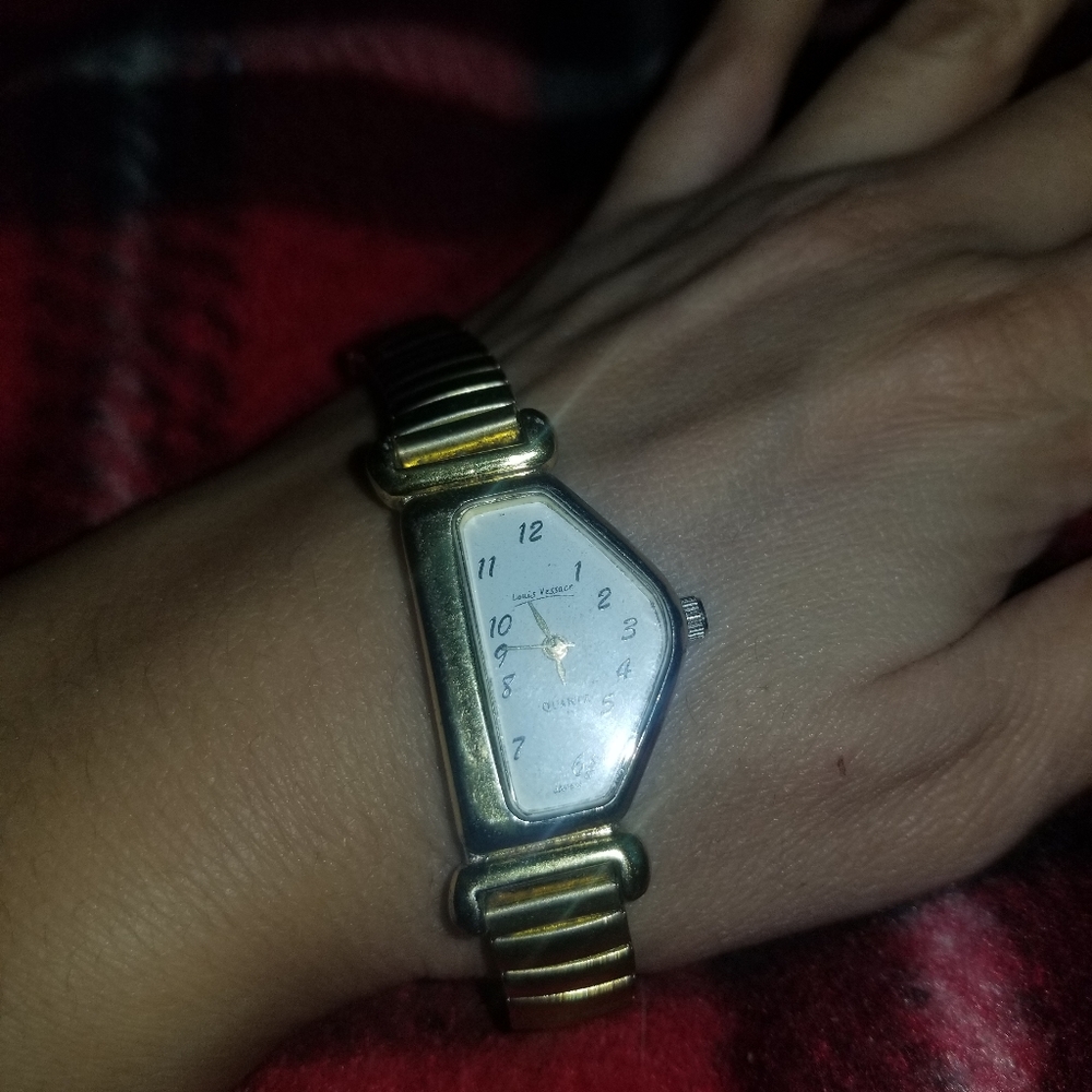 Quartz Watch - Picture 4 of 4